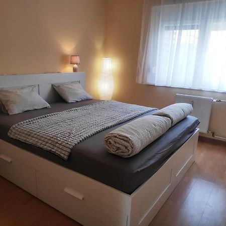 Apartamento Koelcsey Apartman Szekszárd Exterior foto